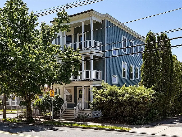 228-230 Euclid Ave #3 — Photo 19