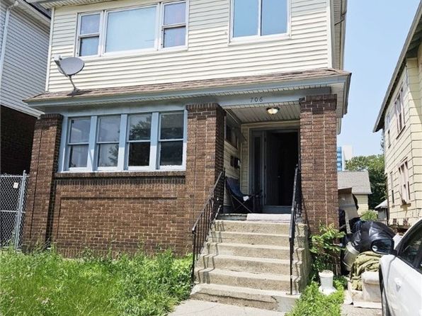 706 E Delavan Ave