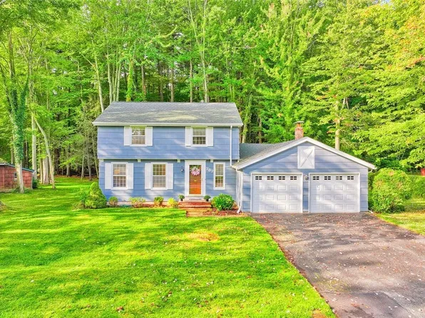 787 Tinker Tavern Rd, Webster, NY 14580