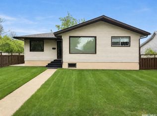 4266 Price Ave, Gull Lake, SK S0N1A0