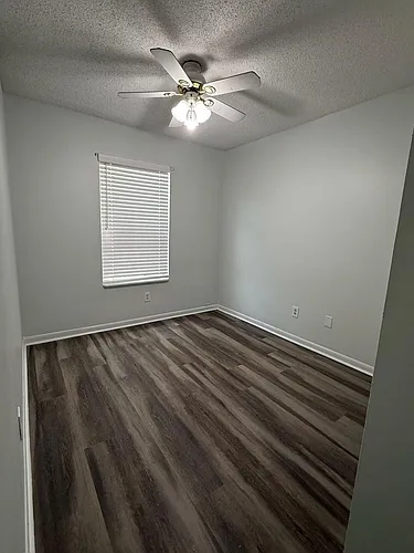 118 Georgian Park Dr Photo 1