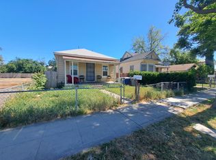 374 N Poplar Ave, Fresno, CA