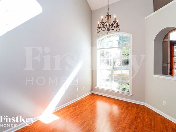 5th image of 9176 Acadia Pl