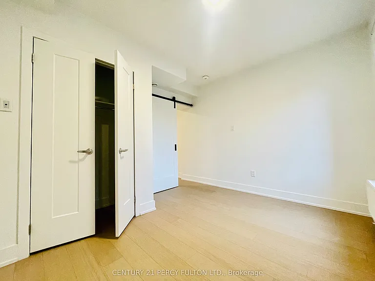 320 Roncesvalles Ave #14 — Photo 6