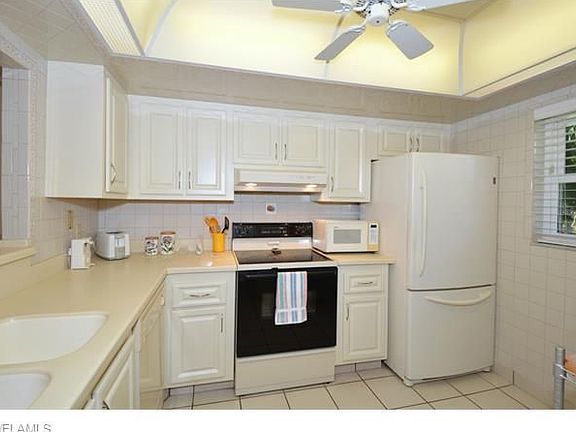 3rd image of 3150 Binnacle Dr