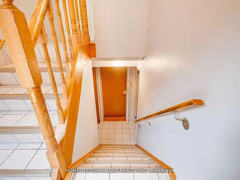 65 Whitburn Cres #2 — Photo 3