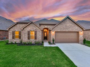 3295 Regal Park Ln, Pearland, TX 77584