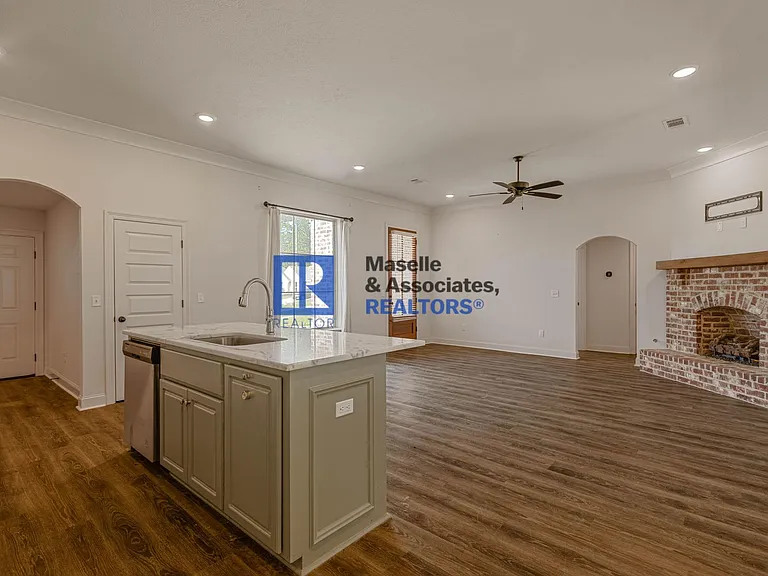 509 Silver Hill Dr — Photo 16