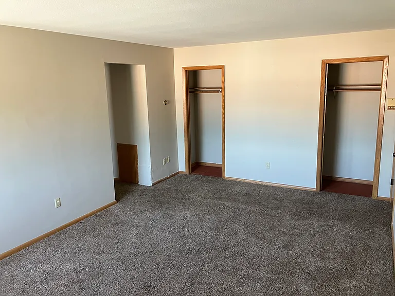 420 73rd St E #5 — Photo 13