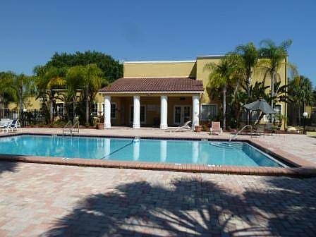 5th image of 2880 Somerset Park Dr APT 101