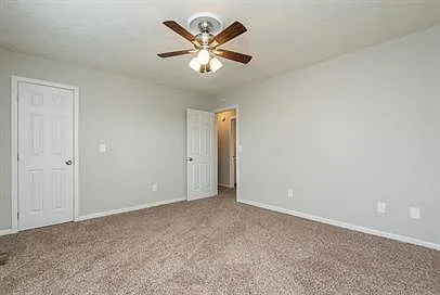 2520 McMillan St NE — Photo 6