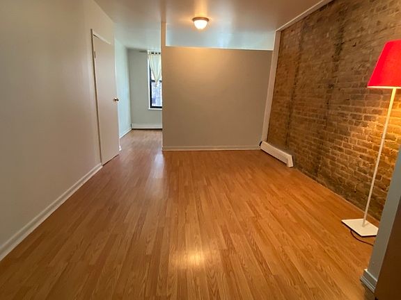 3rd image of 355 Linden St #2C