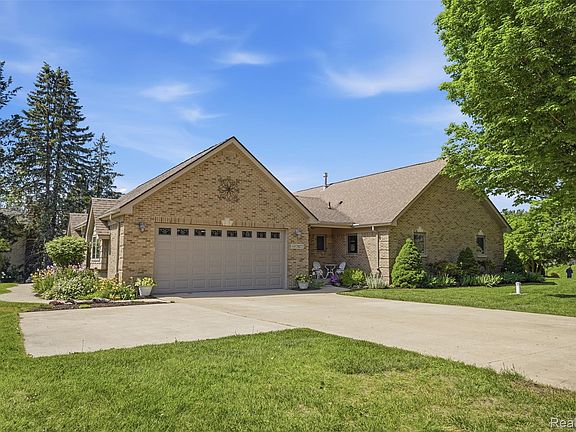 4th image of 7477 Ore Knob Dr