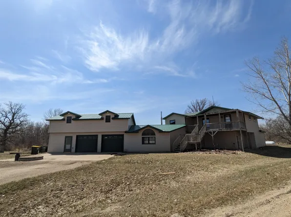 9655 270th Ave NE, Belgrade, MN 56312