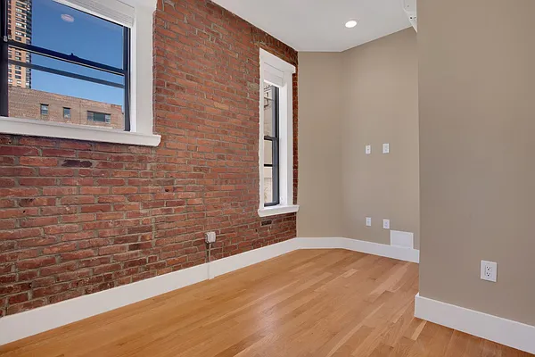Rented by Cooper & Cooper Real Estate | media 5