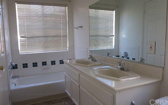 3rd image of 21019 1/2 Gault St #11