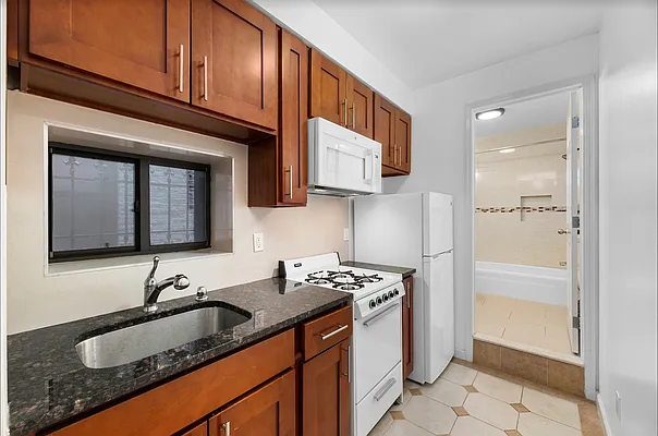 Rented by REAL New York | media 11