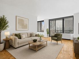 150 E 57th St