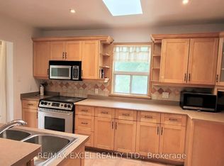 2 Rufford Rd, Toronto, ON M8W4V4