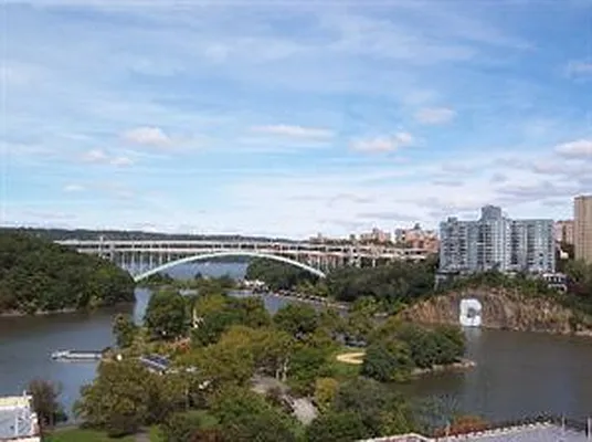 Sold by Douglas Elliman | media 17