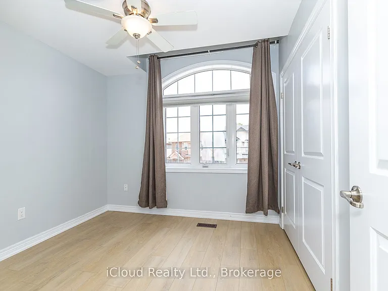 113 Echovalley Dr — Photo 20