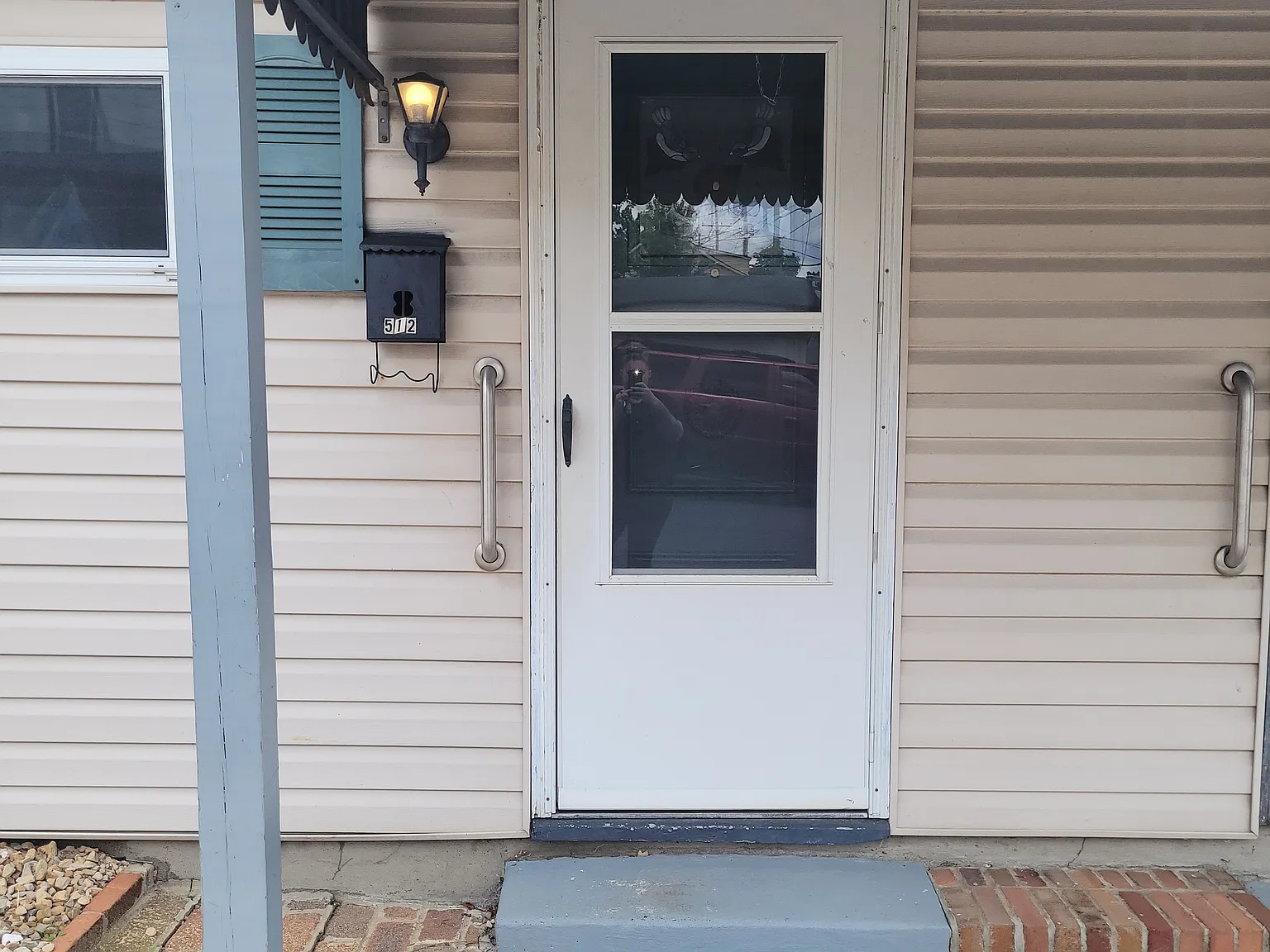 2 bed, 1000 sqft, $710 — Photo 2