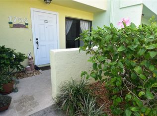 1752 Stickney Point Rd, Sarasota, FL 34231