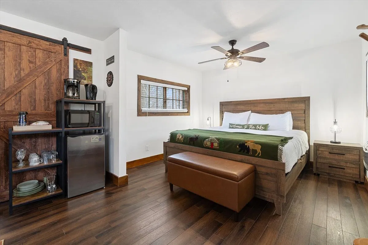 1 bed, 750 sqft, $1,800 — Photo 2