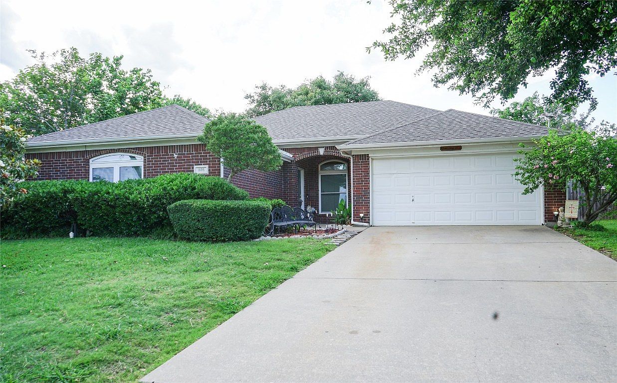 1605 Crestmeadow Ln, Mansfield, TX 76063 Zillow