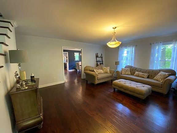 2nd image of 299 Elklore Ave