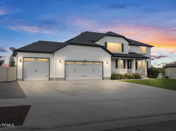 256 W Pear St, Grantsville, UT 84029