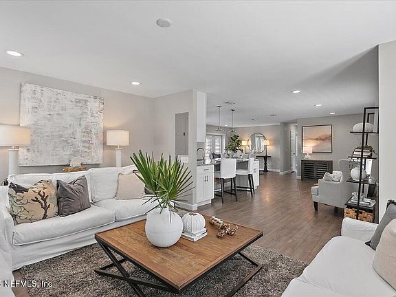 5th image of 20 BONITA Drive