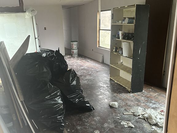 5th image of 1401 Wurtland Ave Lot 9