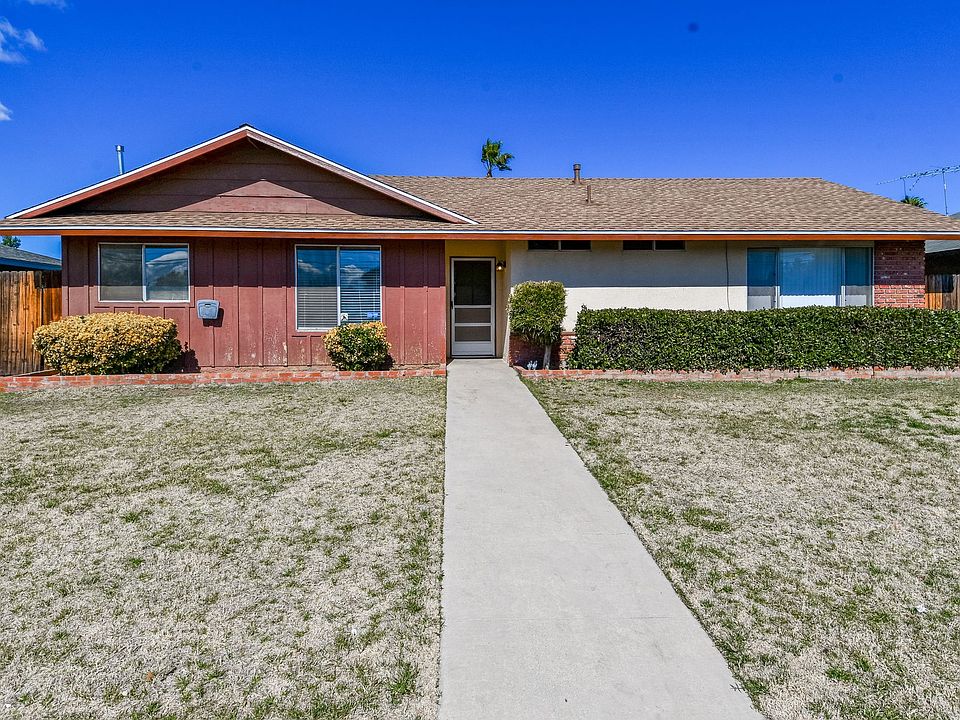 1st image of 24352 Cottonwood Ave