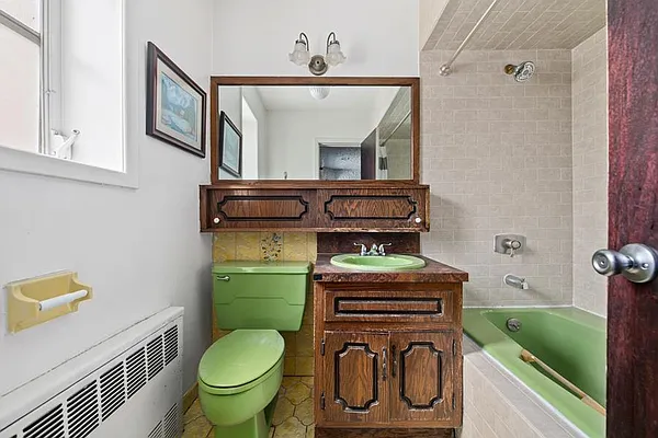 Rented by Douglas Elliman | media 7