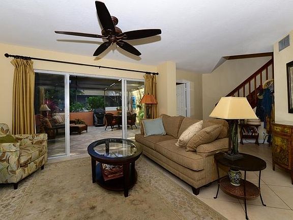 3rd image of 126 Seabreeze Cir #126