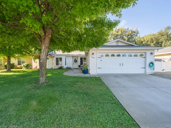 3694 Brentwood Ln, Anderson, CA 96007