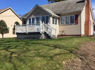 15 Highland Ave, Florida, NY 10921