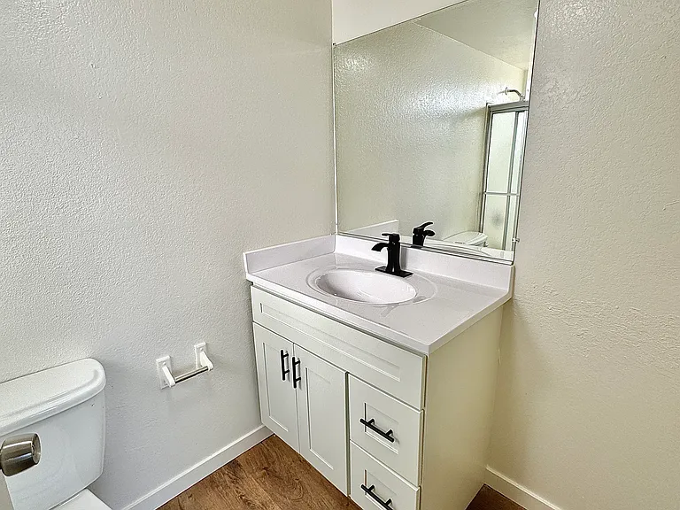 11058 Cantlay St #1 — Photo 12
