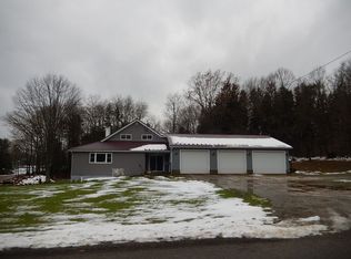 1470 Picidilli Hill Rd, Corry, PA 16407