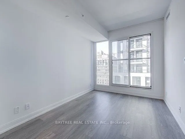 181 Dundas St E #1212 — Photo 2