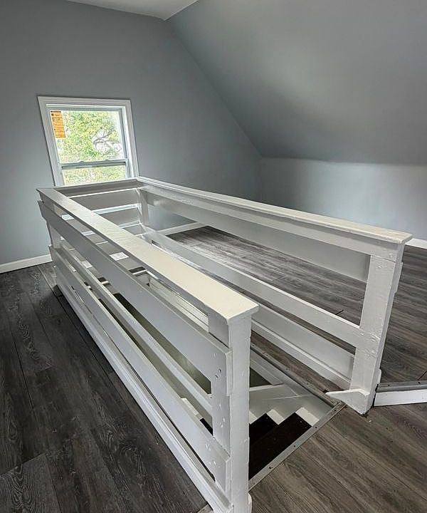2nd image of 174 Laurel Ave