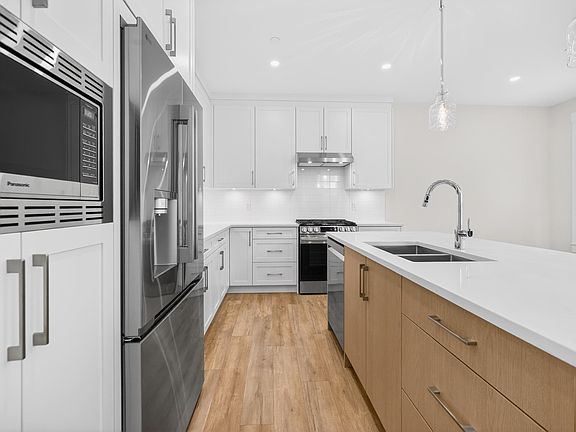 4th image of 13618 231st St