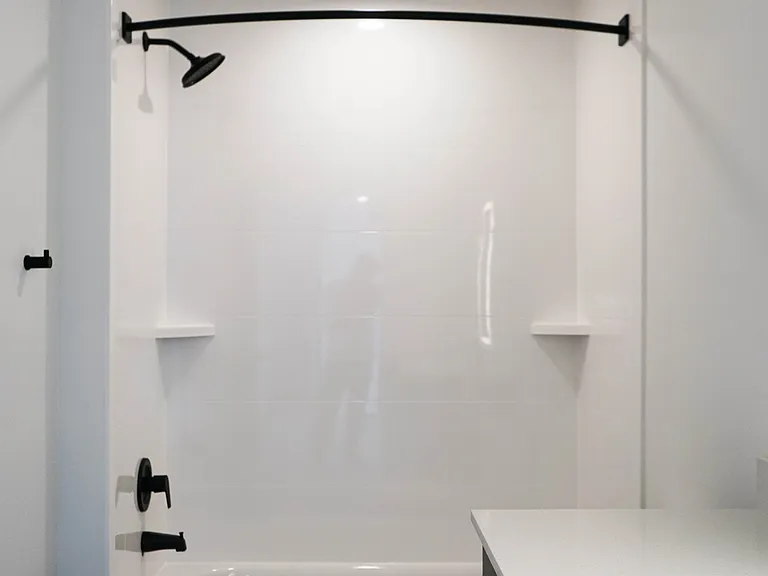 A1: Tub/Shower Combo