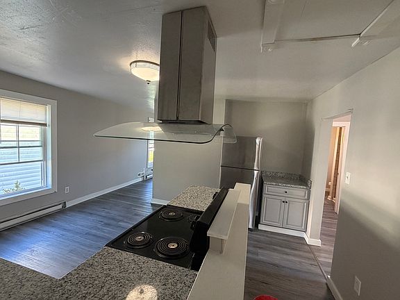 3rd image of 120 Church St APT 1