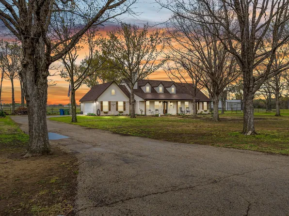 275 Bobby Sam Ct, Collinsville, TX 76233