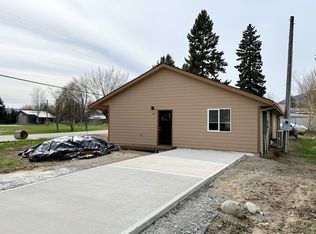 505 Cedar St, Ponderay, ID 83852