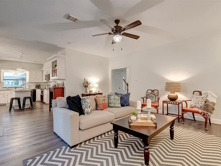 13011 Finch Brook Dr — Photo 27