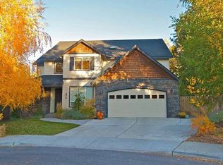 972 SE Briarwood Ct, Bend, OR 97702