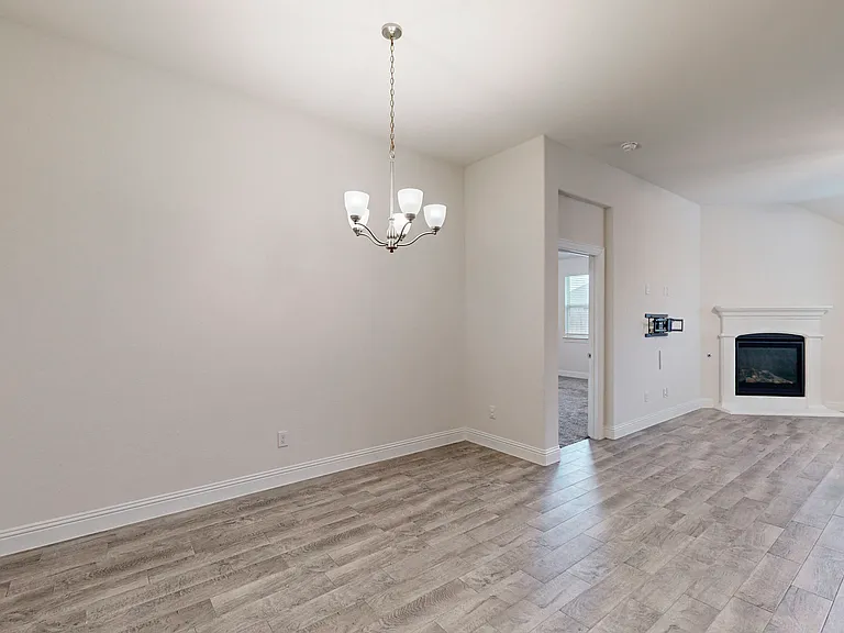 10925 Klondike Ln — Photo 5